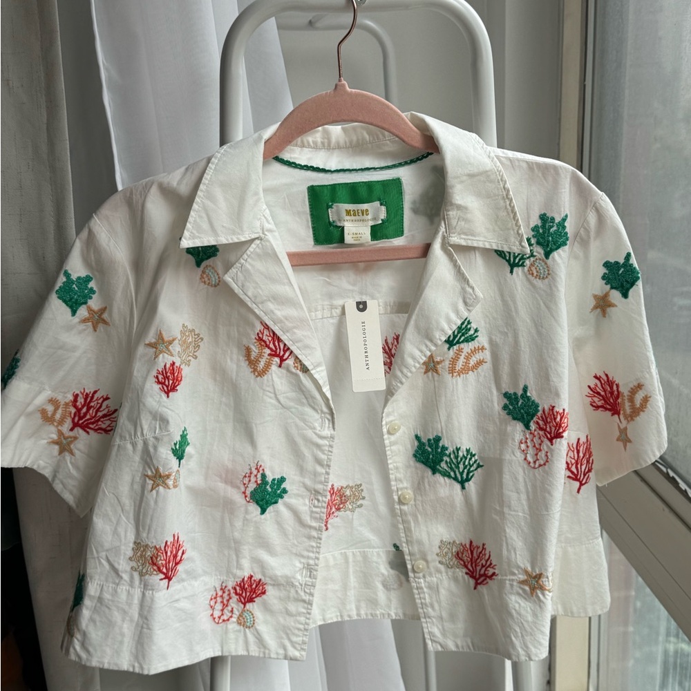 NWT Anthropologie White Cropped Embroidered Coral Reef Top - Picture 3 of 4